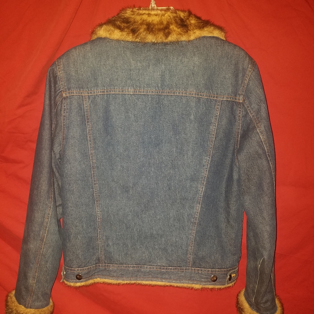 Jacket - Picture 2 of 3